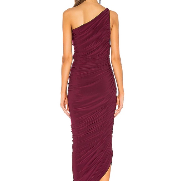 Norma Kamali Diana Gown in Plum - Picture 3 of 6